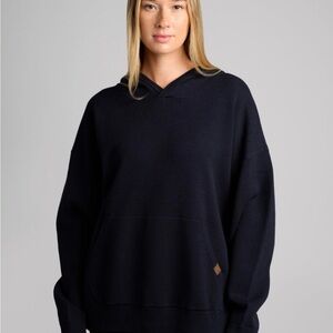 Comfrt NEW DROP SOLD OUT Navy Knit Sweater S Unisex
